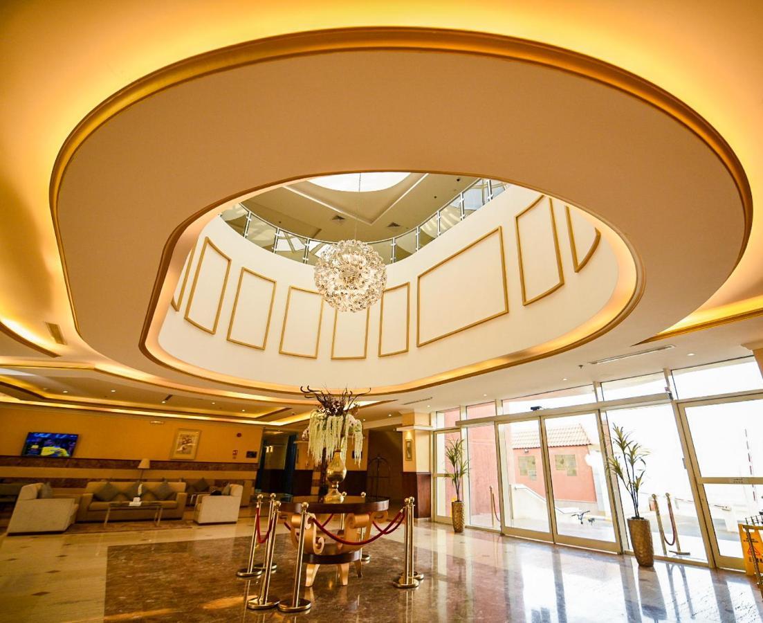 Hotel & Resort Golden Marina Янбу Екстериор снимка