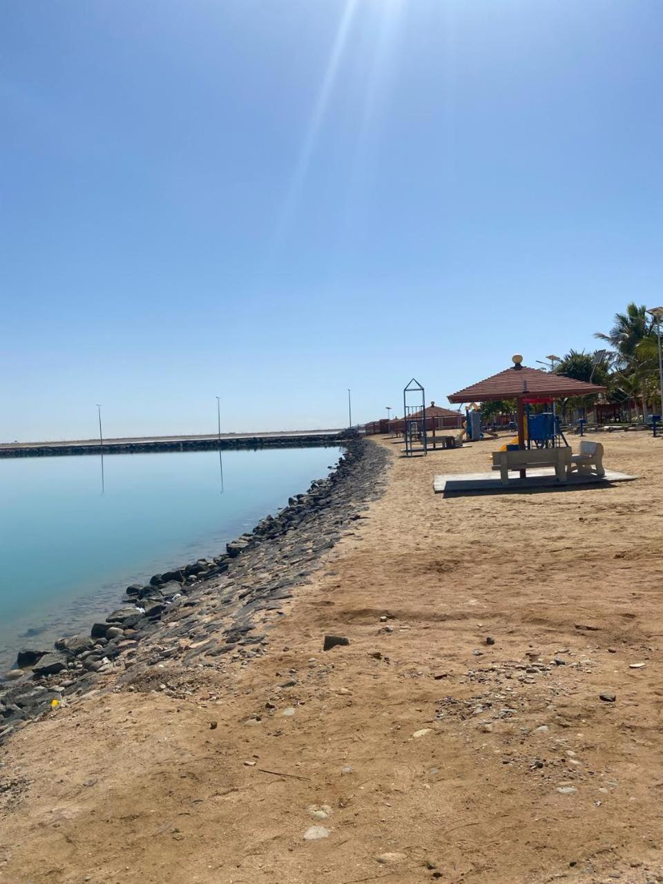 Hotel & Resort Golden Marina Янбу Екстериор снимка